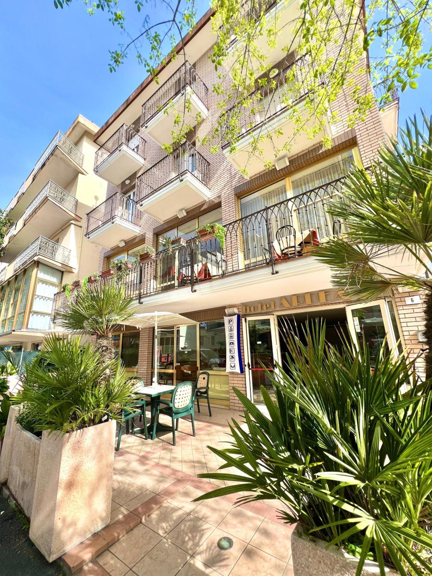 Hotel B&B Ardea Rímini Exterior foto